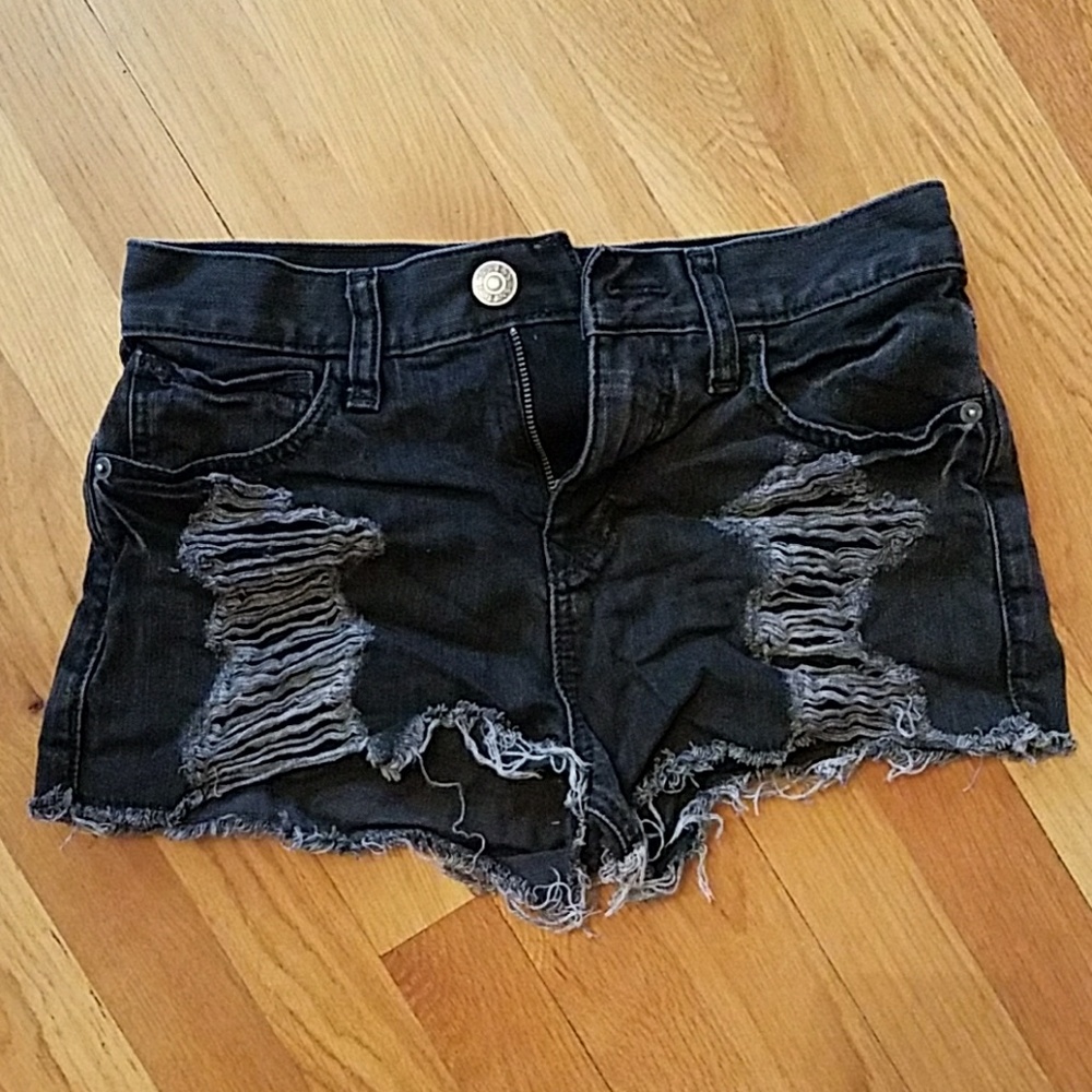 Express Distressed Ripped Black Denim Shorts - Picture 1 of 4
